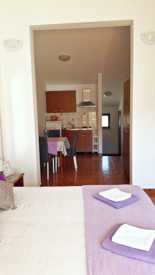 Apartments Antunovic Rogoznica  Eksteriør bilde