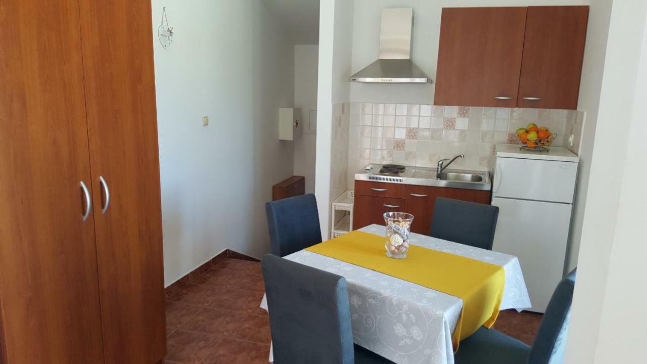 Apartments Antunovic Rogoznica  Eksteriør bilde